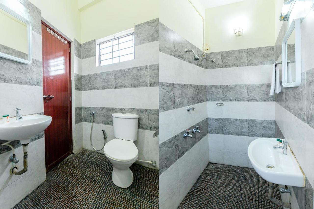Oyo 8273 Diamond Inn Kochi Extérieur photo