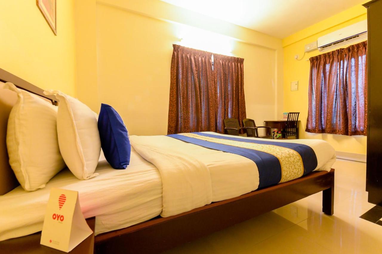 Oyo 8273 Diamond Inn Kochi Extérieur photo