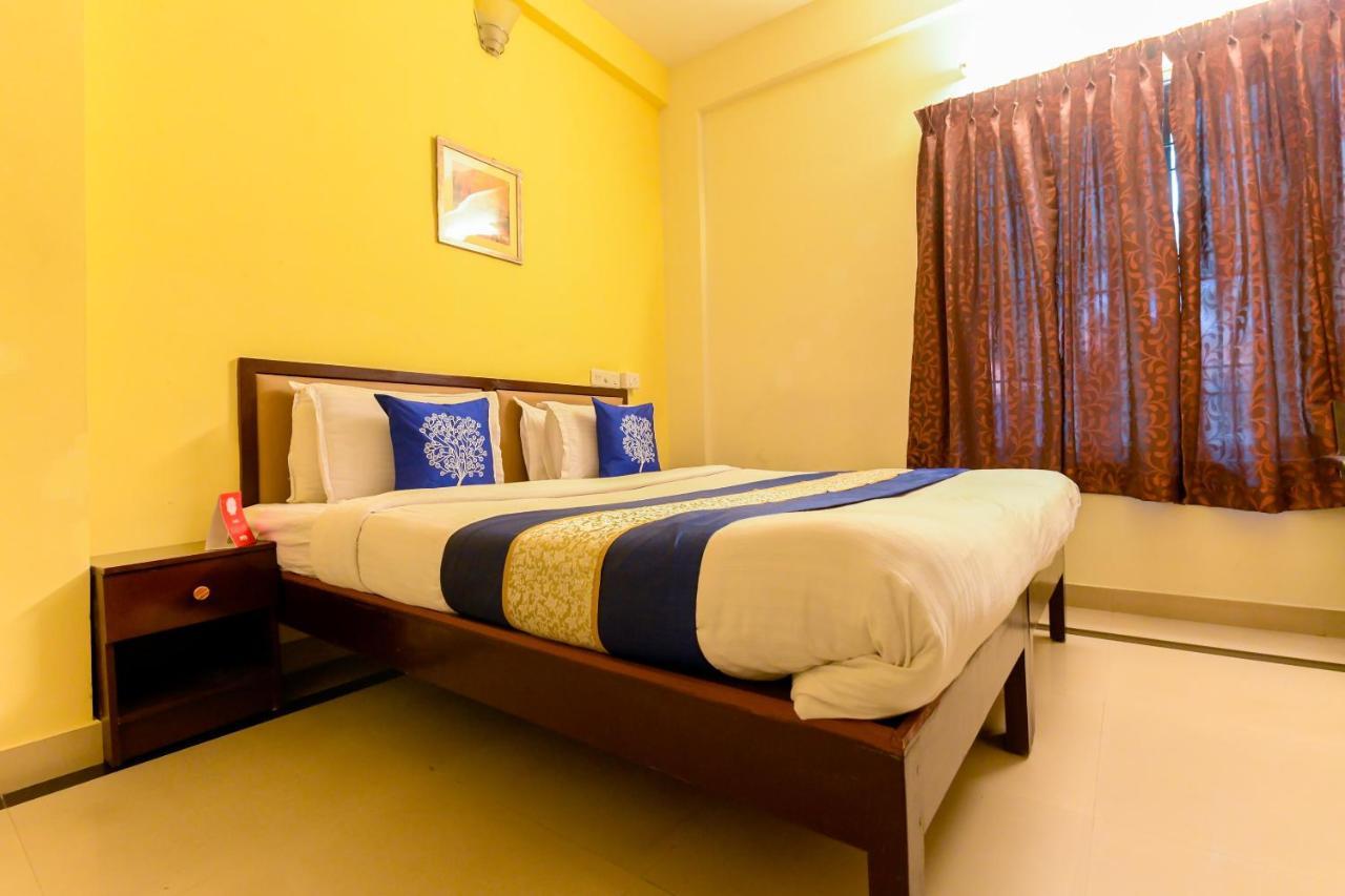 Oyo 8273 Diamond Inn Kochi Extérieur photo